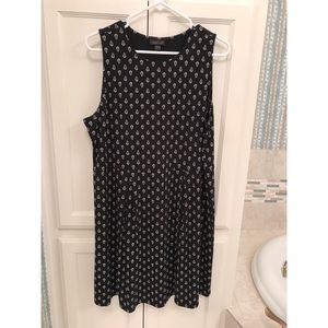 J. Jill Dress - Wearever Collection. PL - black and white print.